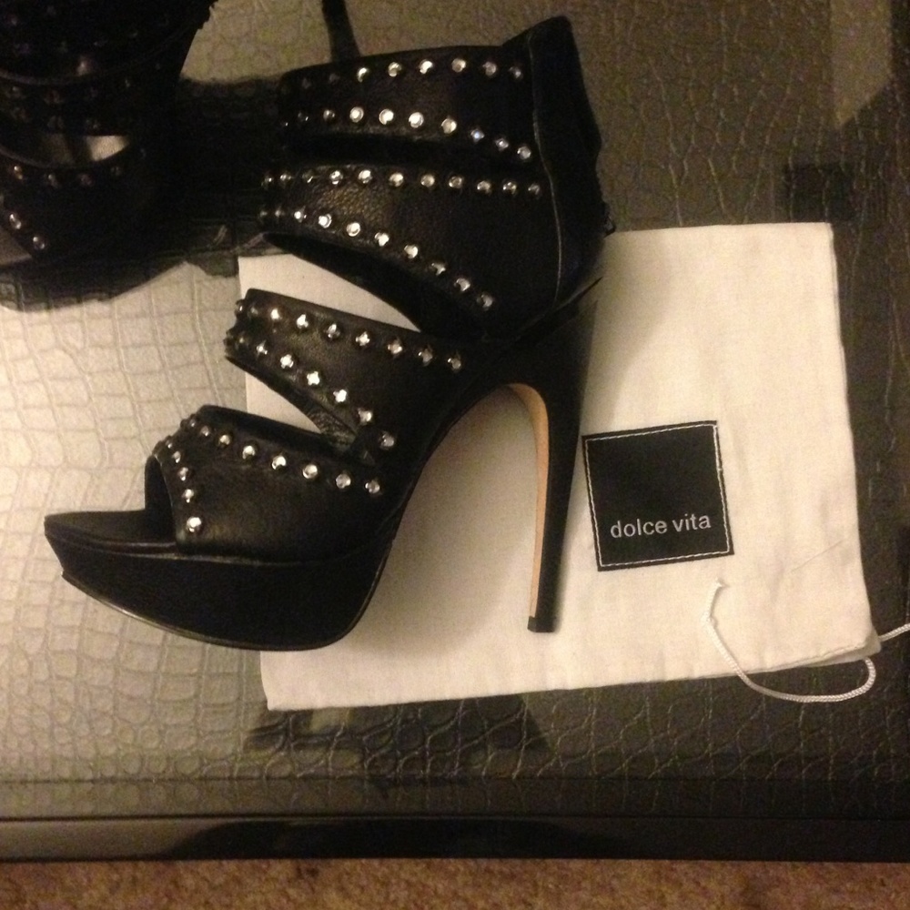 Dolce Vita Vera Black Platform Heels